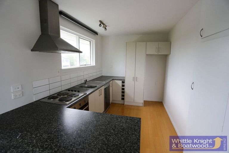 Photo of property in 2/2 Peverel Street, Riccarton, Christchurch, 8011