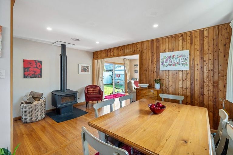 Photo of property in 14 Claxton Place, Saint Martins, Christchurch, 8022