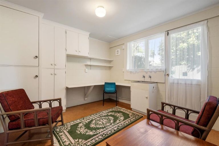 Photo of property in 19 Sylvan Park Avenue, Milford, Auckland, 0620