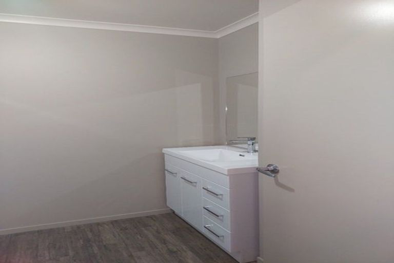 Photo of property in 108u3 Old Farm Road, Hamilton East, Hamilton, 3216