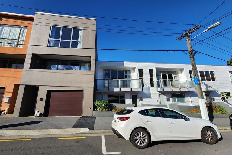 Photo of property in 199 Tasman Street, Mount Cook, Wellington, 6021