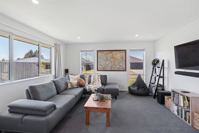 Photo of property in 15 Full Moon Lane, Rolleston, 7614