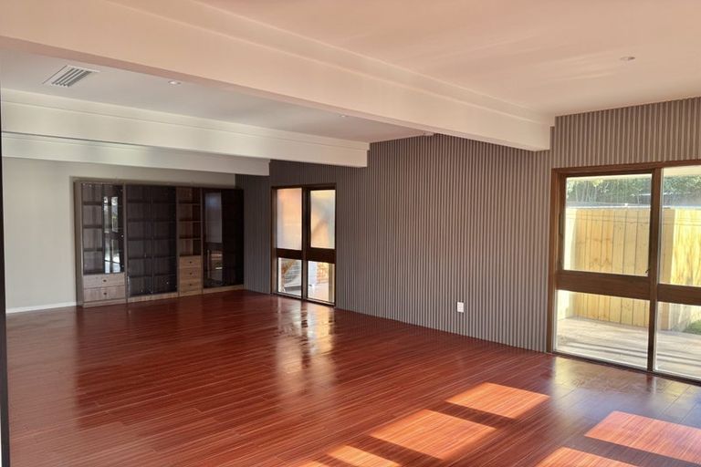 Photo of property in 70b Avonhead Road, Avonhead, Christchurch, 8042