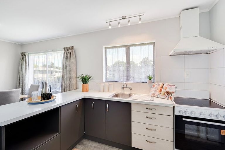 Photo of property in 9 Aintree Street, Nawton, Hamilton, 3200