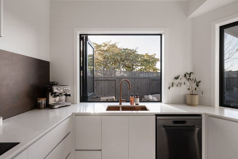 Photo of property in 123 Chapel Street, Otumoetai, Tauranga, 3110