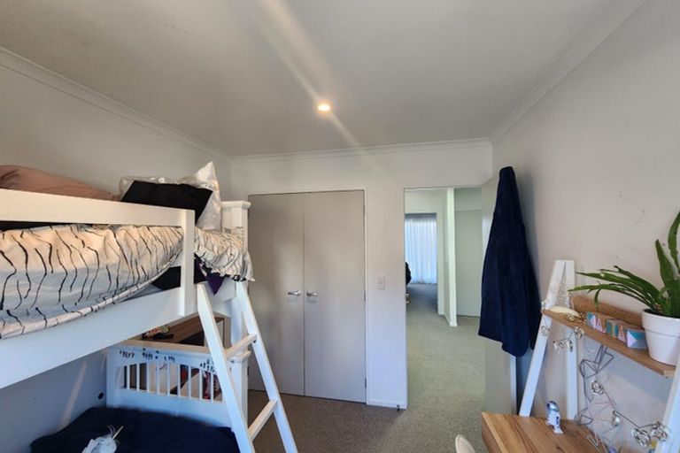 Photo of property in 5 Kanuka Road, Hobsonville, Auckland, 0616