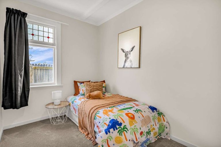 Photo of property in 19 Pratt Street, New Brighton, Christchurch, 8083