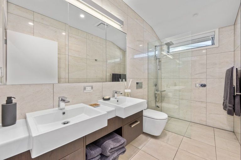 Photo of property in 12a Nosworthy Street, Blenheim, 7201