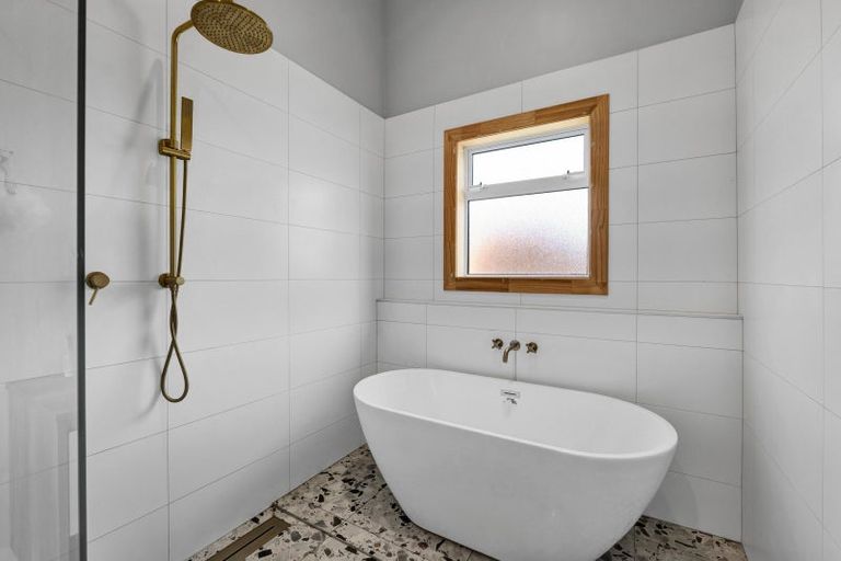 Photo of property in 97 Wilson Street, Hawera, 4610