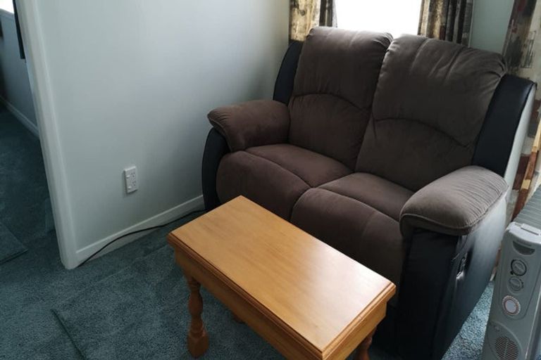 Photo of property in 139 The Ridgeway, Mornington, Wellington, 6021