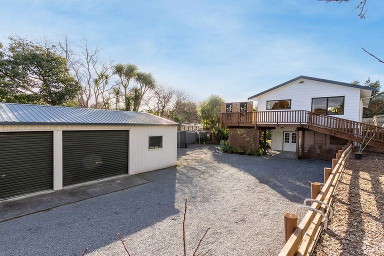 Photo of property in 27 Puriri Road, Waikanae, 5036