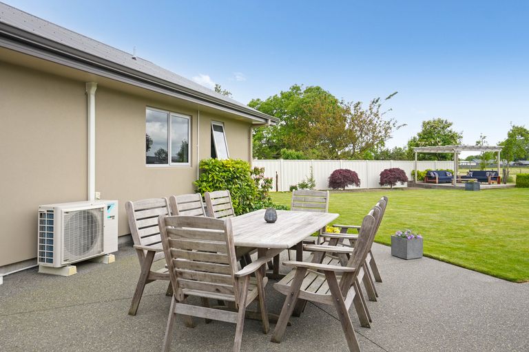 Photo of property in 21 Chamberlain Road, Masterton, 5888