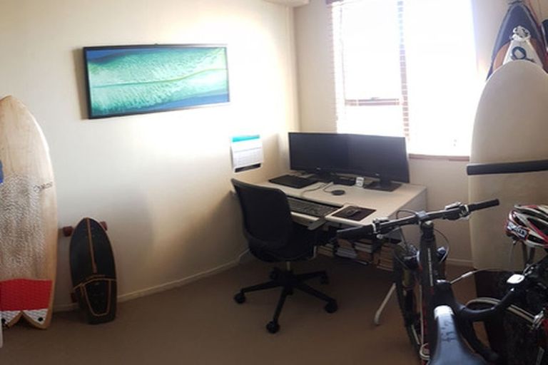 Photo of property in 102u1 Lyall Parade, Lyall Bay, Wellington, 6022