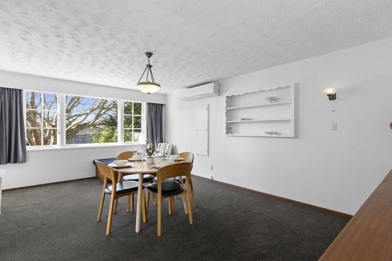 Photo of property in 27 Sunbrae Drive, Silverstream, Upper Hutt, 5019
