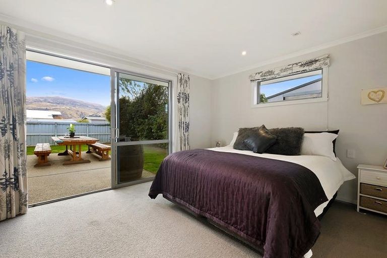 Photo of property in 6 David Place, Cromwell, 9310