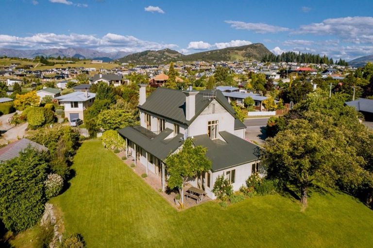 Photo of property in 56 Manuka Crescent, Wanaka, 9305