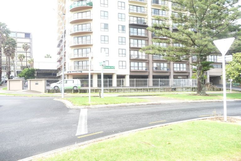 Photo of property in 14f/18 Ronwood Avenue, Manukau, Auckland, 2104