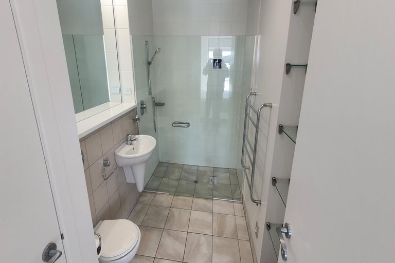 Photo of property in Bridgewater Apartments, 302/7 Te Rangi Cross Road, Paihia, 0200