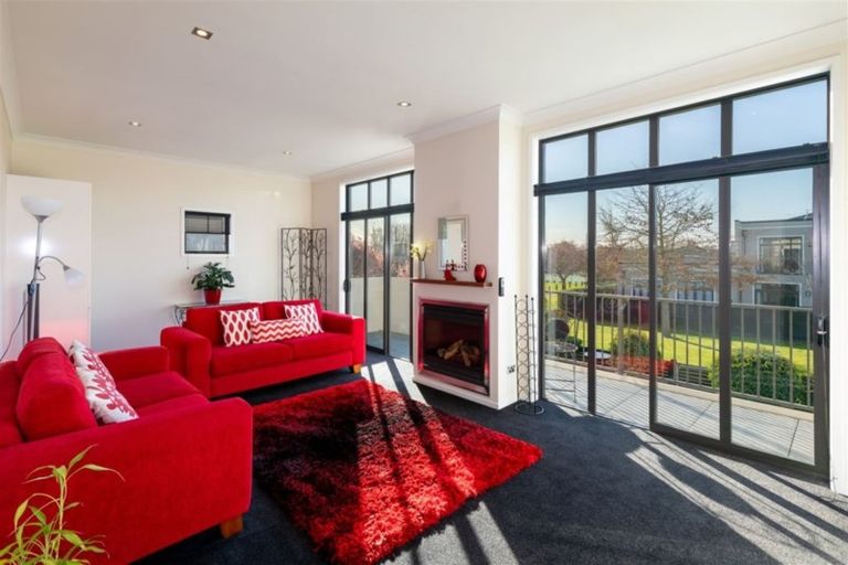 Photo of property in 26 Country Club Terrace, Northwood, Christchurch, 8051