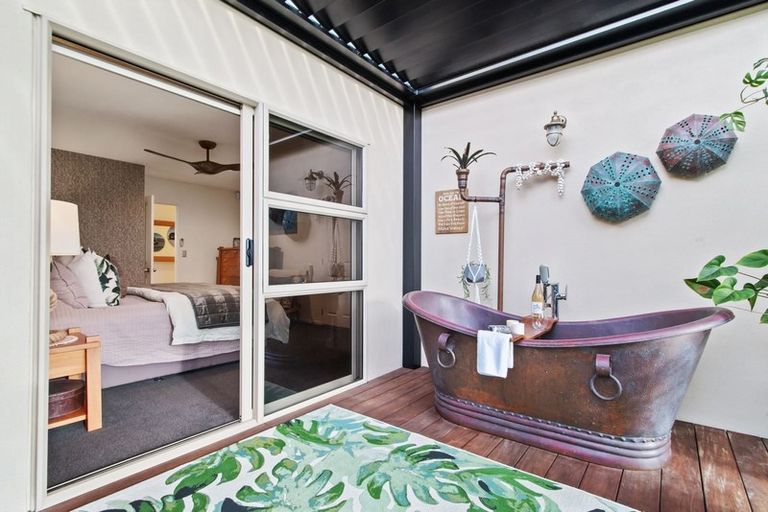 Photo of property in 101 Leighton Road, Whangamata, 3620