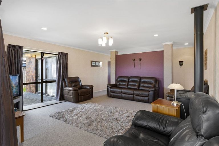 Photo of property in 21 Nicole Place, Papamoa Beach, Papamoa, 3118