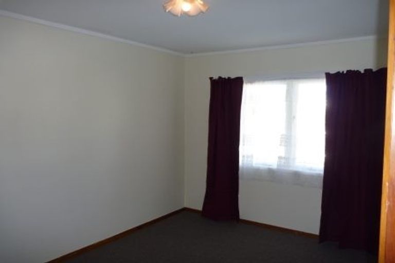 Photo of property in 6/7 Lydia Avenue, Northcote, Auckland, 0627