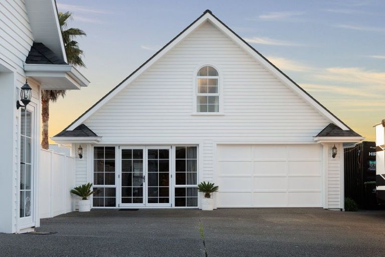 Photo of property in 49 Royal Ascot Drive, Papamoa Beach, Te Puke, 3187