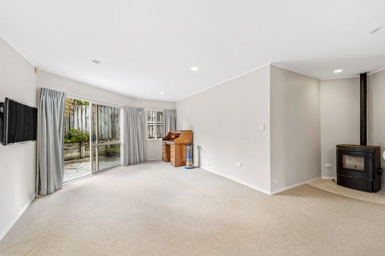 Photo of property in 14 Palmgreen Court, Stanmore Bay, Whangaparaoa, 0932
