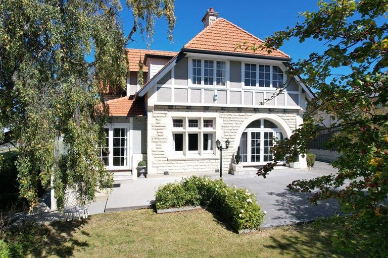 Photo of property in 34 Hull Street, South Hill, Oamaru, 9400