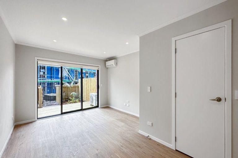 Photo of property in 43/125b Metcalfe Road, Ranui, Auckland, 0612