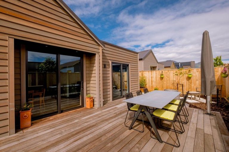 Photo of property in 11 Glen Dene Crescent, Wanaka, 9305