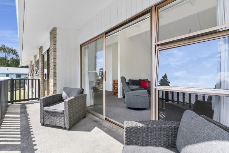 Photo of property in 16 Graham Place, Bellevue, Tauranga, 3110