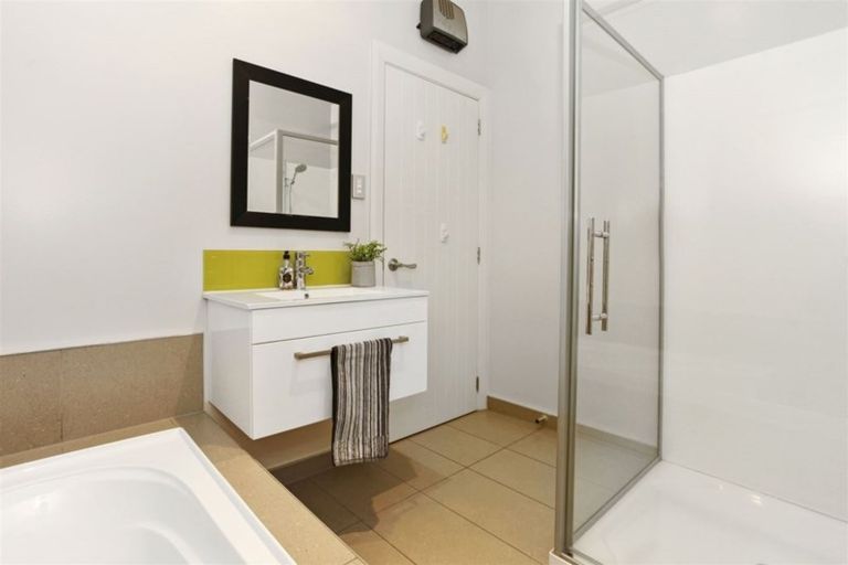 Photo of property in 170 Knowles Street, St Albans, Christchurch, 8052