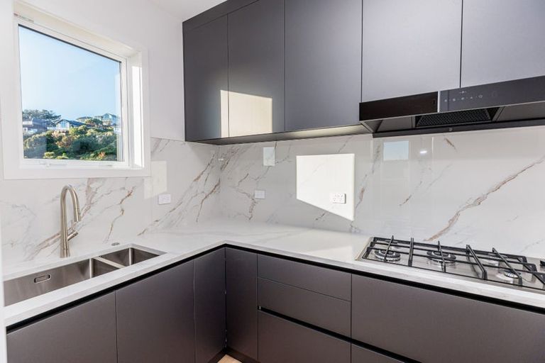 Photo of property in 22 Prestbury Grove, Churton Park, Wellington, 6037