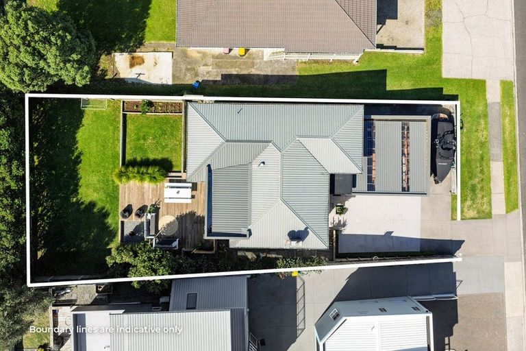 Photo of property in 11 Lee Street, Mount Maunganui, 3116