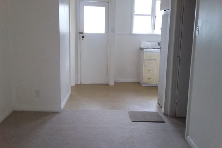 Photo of property in 10 Mayo Grove, Naenae, Lower Hutt, 5011