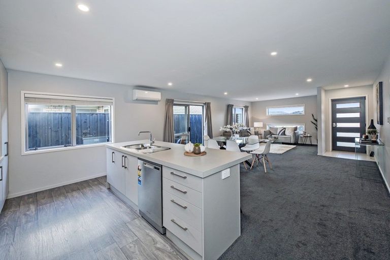 Photo of property in 6 Hannington Way, Rolleston, 7615