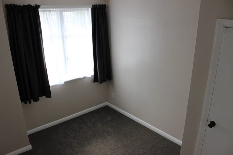 Photo of property in 614f1- Fergusson Drive, Trentham, Upper Hutt, 5018