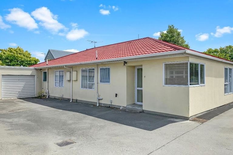 Photo of property in 4/60 Somerset Crescent, Spreydon, Christchurch, 8024