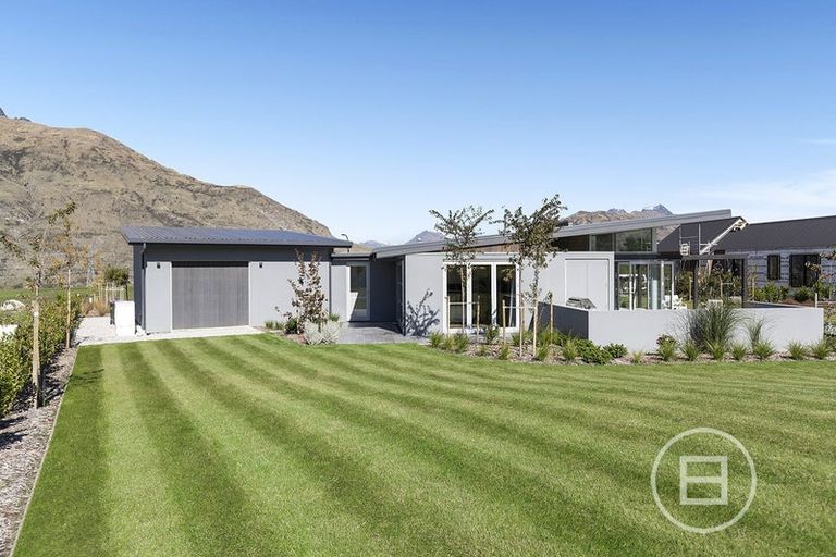 Photo of property in 8 Kahiwi Drive, Lower Shotover, Queenstown, 9304