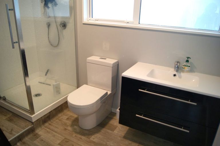 Photo of property in 78 Thurleigh Grove, Karori, Wellington, 6012