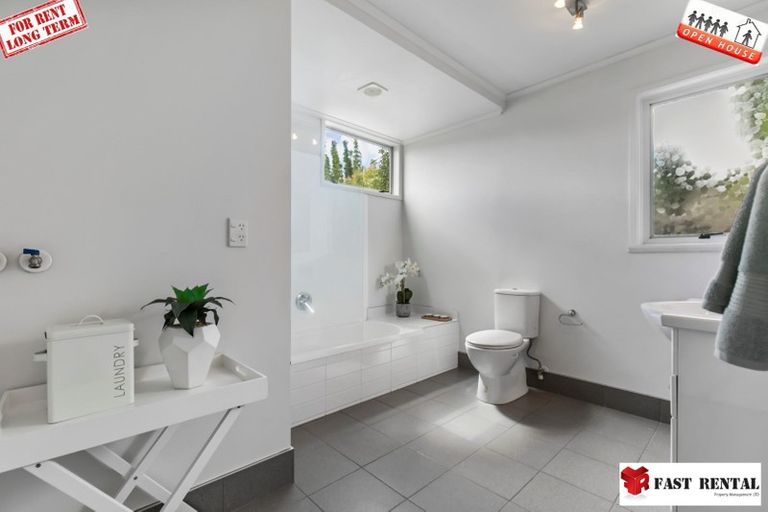 Photo of property in 59 Hellyers Street, Birkdale, Auckland, 0626