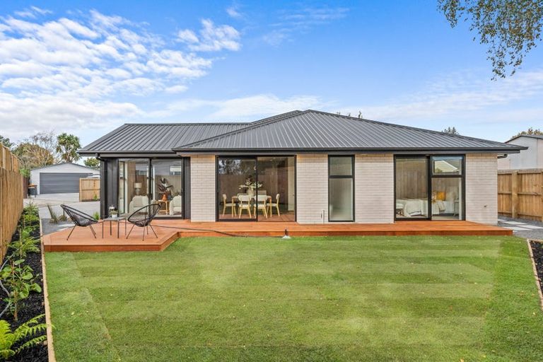 Photo of property in 13 Whitby Street, Burnside, Christchurch, 8053