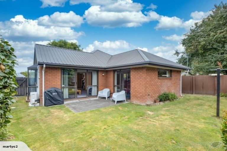 Photo of property in 23a Mappleton Avenue, Burnside, Christchurch, 8053