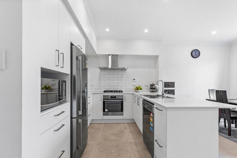 Photo of property in 13 Pukewhero Rise, Westgate, Auckland, 0614