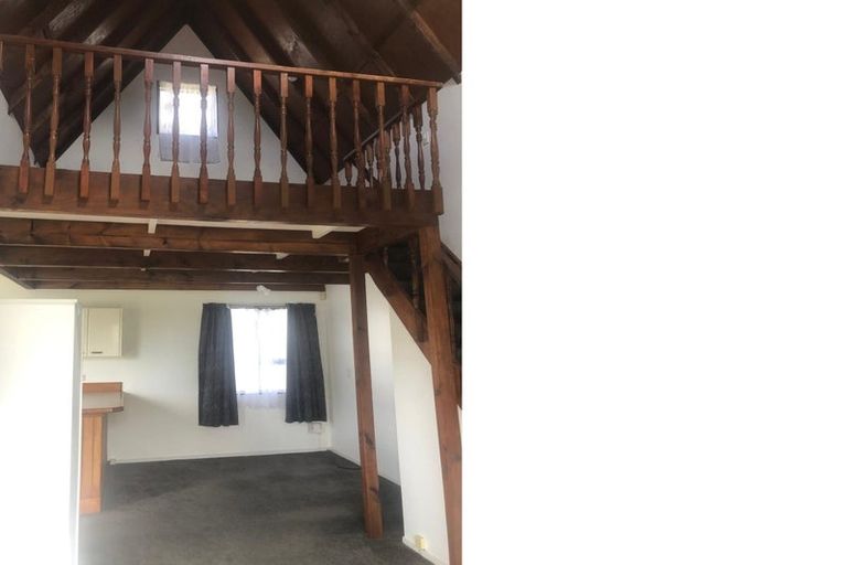 Photo of property in 31 Eskdale Road, Birkdale, Auckland, 0626