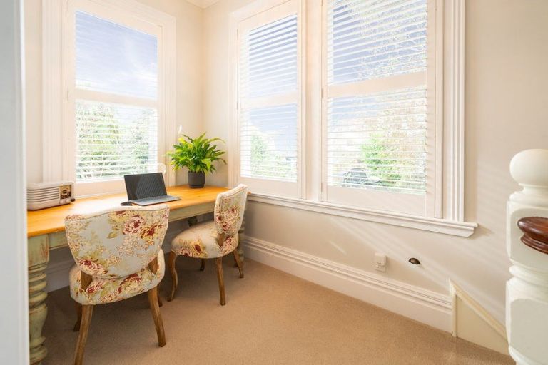 Photo of property in 8 Carrington Street, Mount Cook, Wellington, 6021