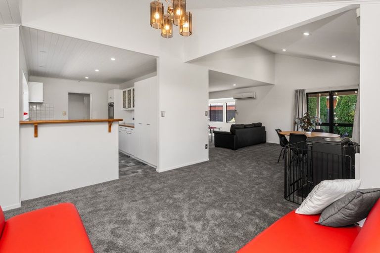 Photo of property in 15 Westlake Drive, Halswell, Christchurch, 8025