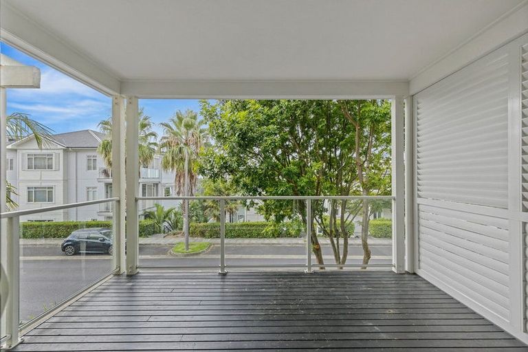 Photo of property in 29 Landmark Terrace, Orewa, 0931