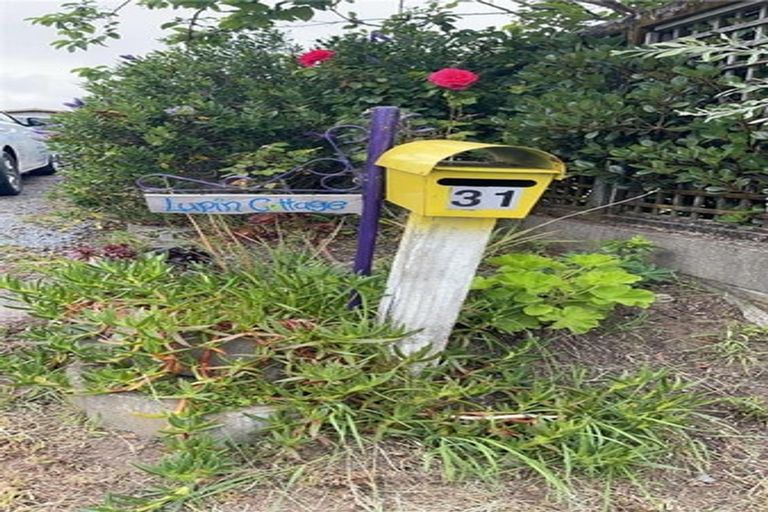 Photo of property in 31 Lupin Road, Otaki, 5512